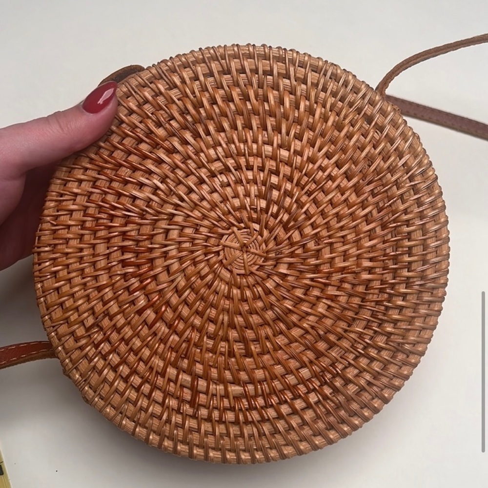 Round Wicker Rattan Purse - image 7